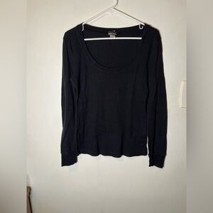 Women’s long sleeve black top